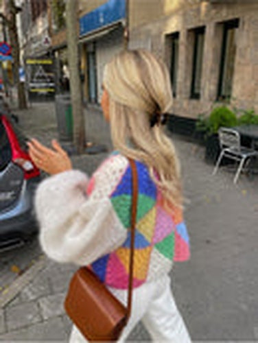 Elegante und warme Strickjacke