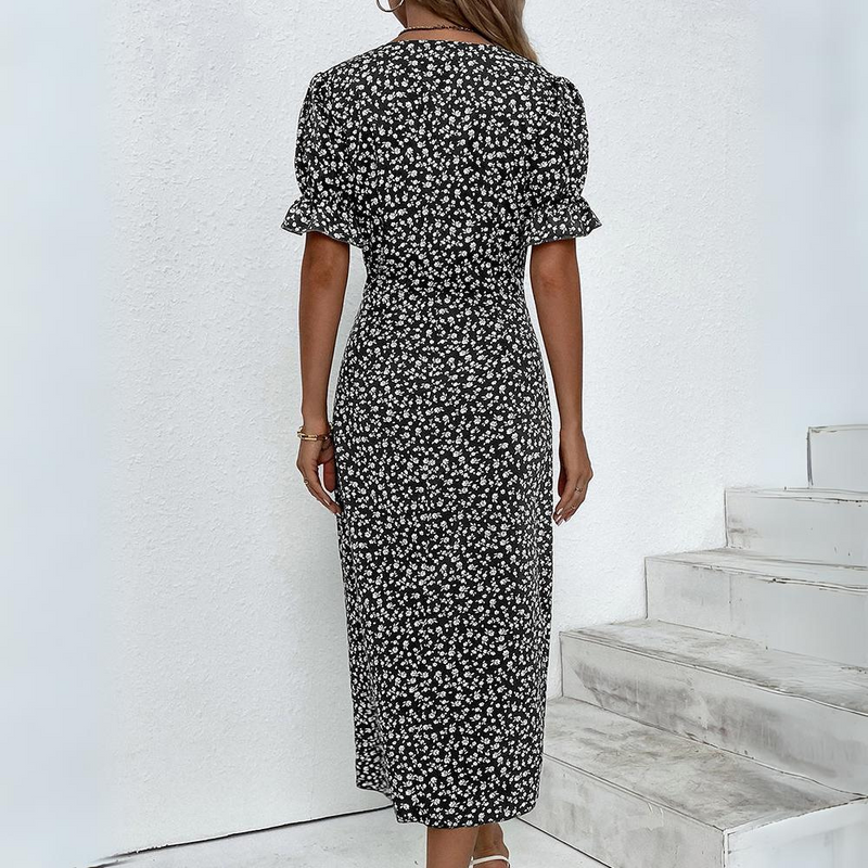 Elke - Elegantes Kleid mit Knopfdetails