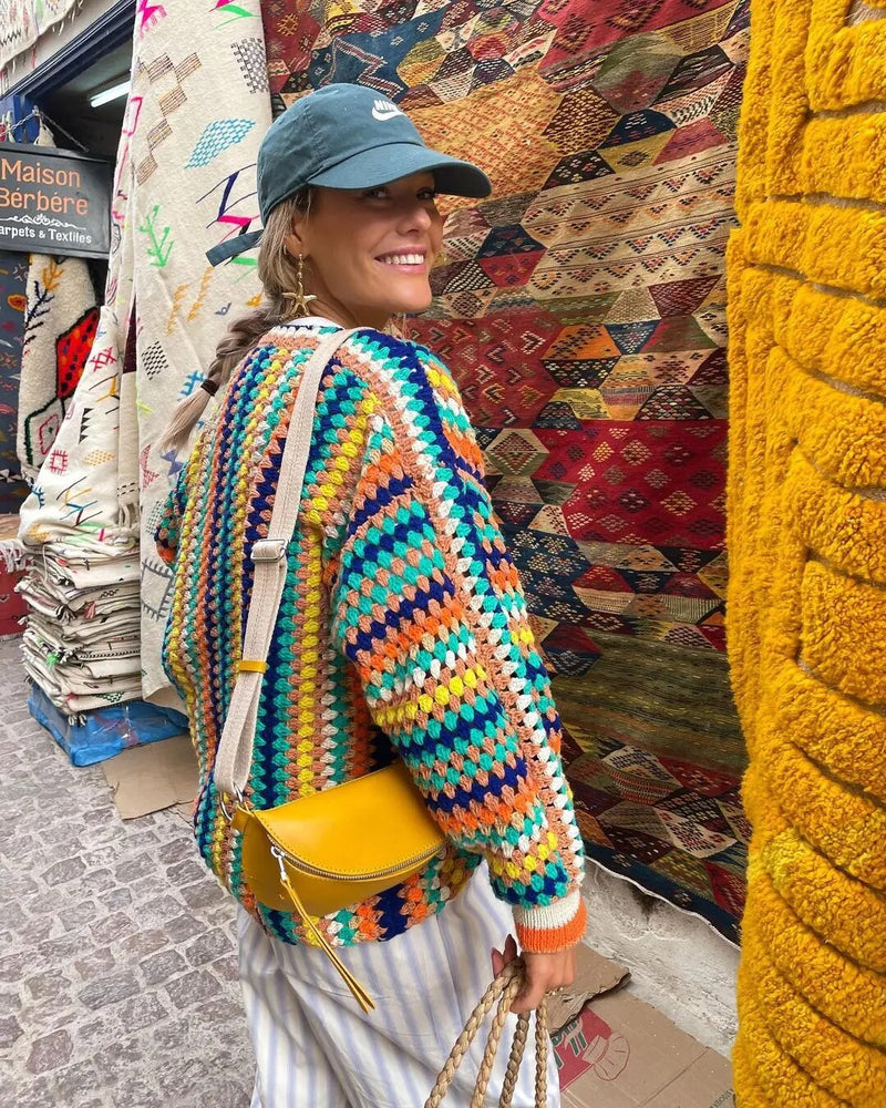 Elegante und bequeme Boho-Strickjacke