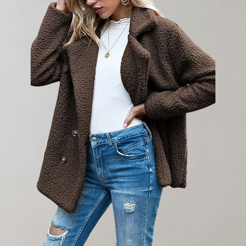 Warme und stilvolle Damenjacke
