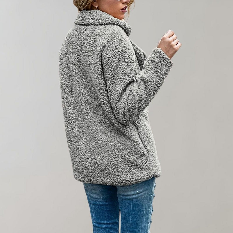 Warme und stilvolle Damenjacke