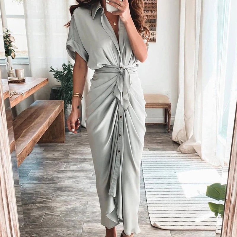 Elegantes modernes Kleid für stilvolle Anlässe
