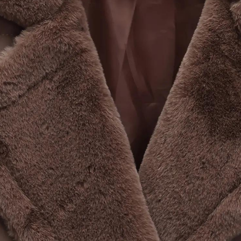 ALANNAH - Elegante Winterstrickjacke für Damen