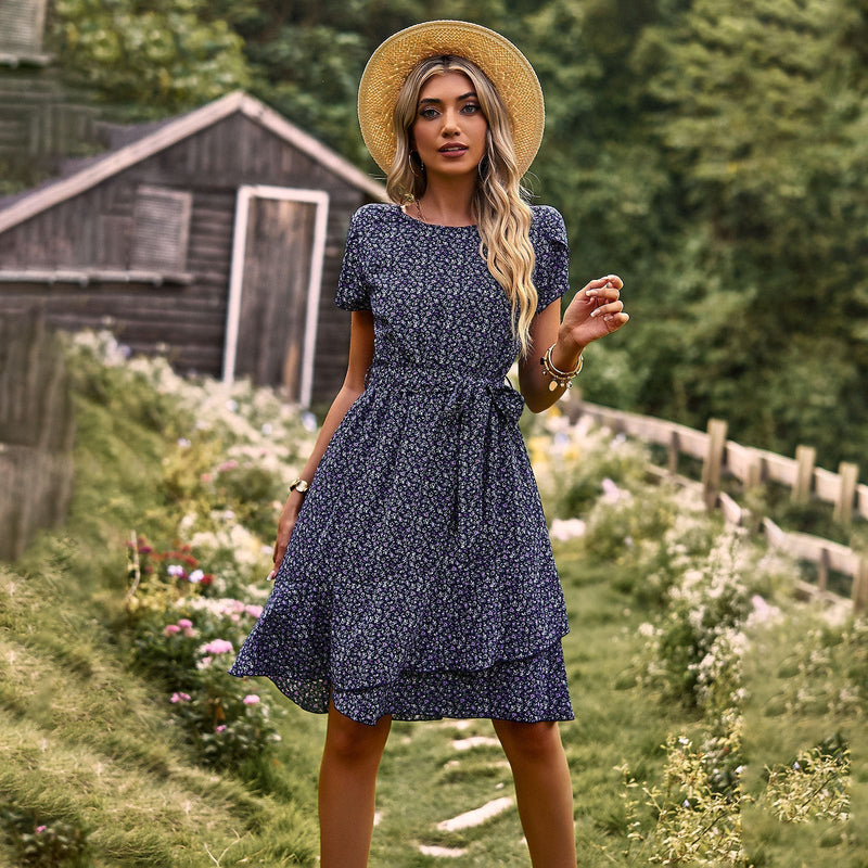 Midikleid mit Taillenband