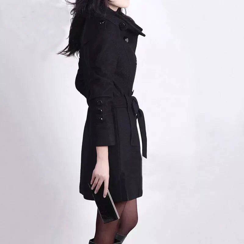 Madeleine - Eleganter und warmer Seidenmantel