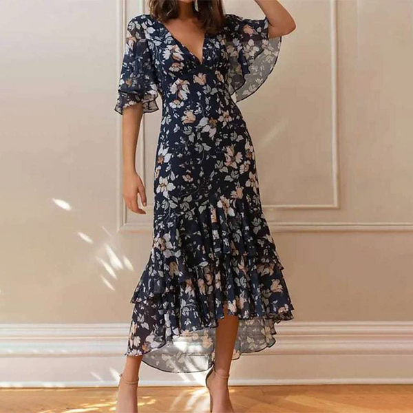 Elegante Blumenkleid für stilvolle Sommertage