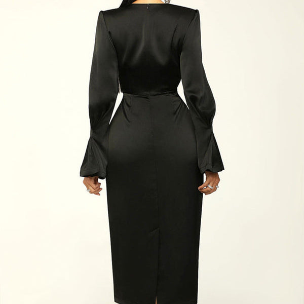 Damenkleid mit Rundhalsausschnitt und langen Ärmeln