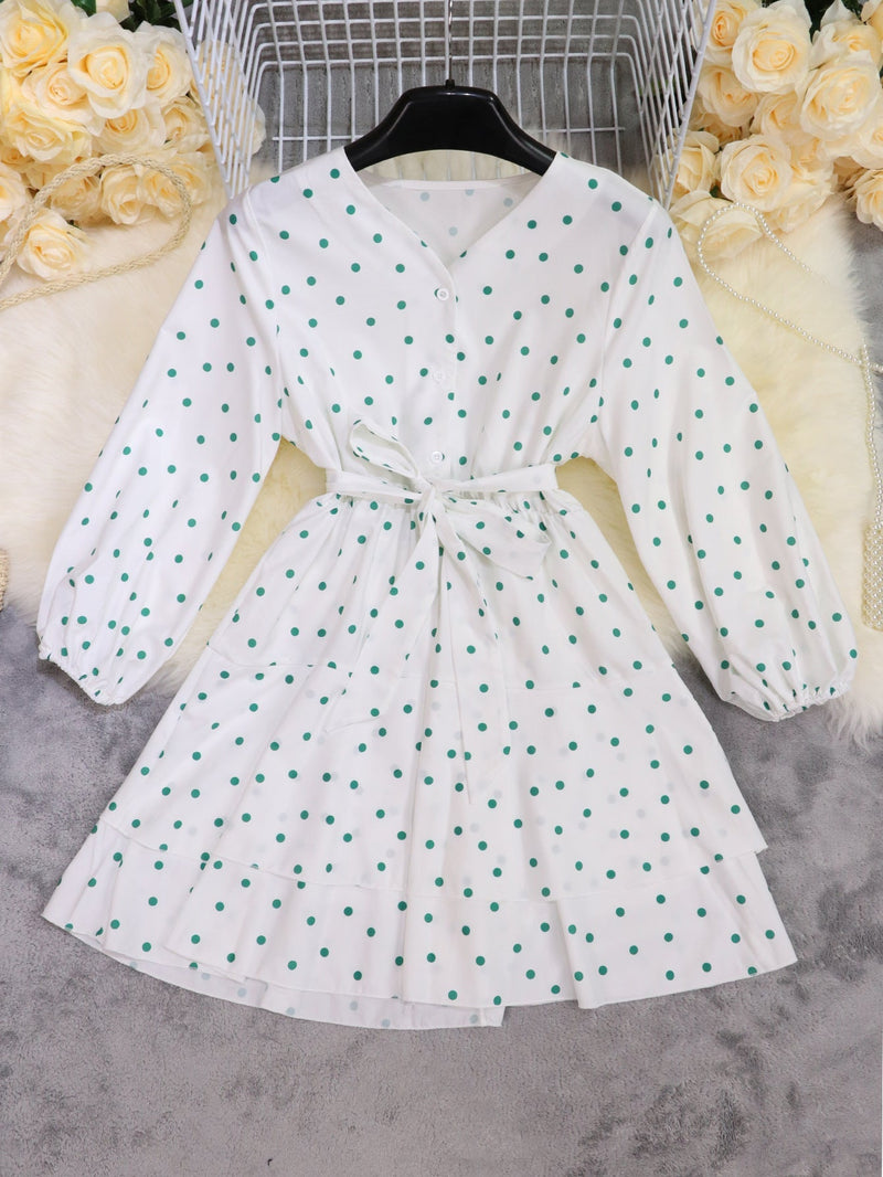 Elegantes Heidi -Polka Dot Puff Sleeve Kleid