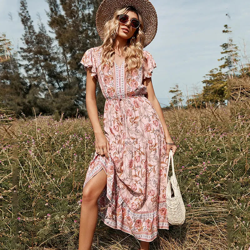 Elegantes Heidi -Kleid mit Rosa mit Blumenmuster für den Sommer