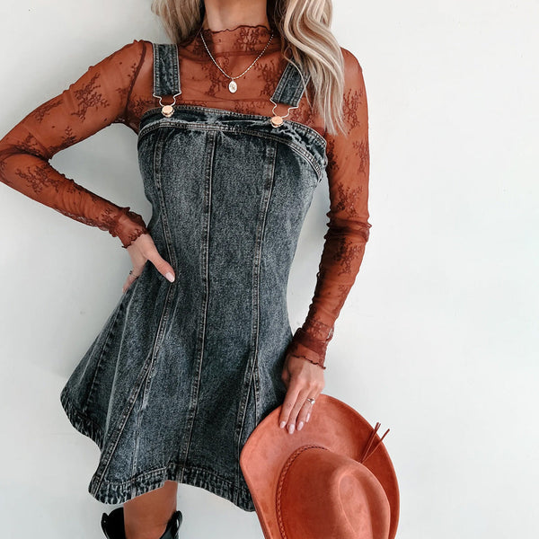 Bequemes Denim Kleid mit Verstellbaren Trägern