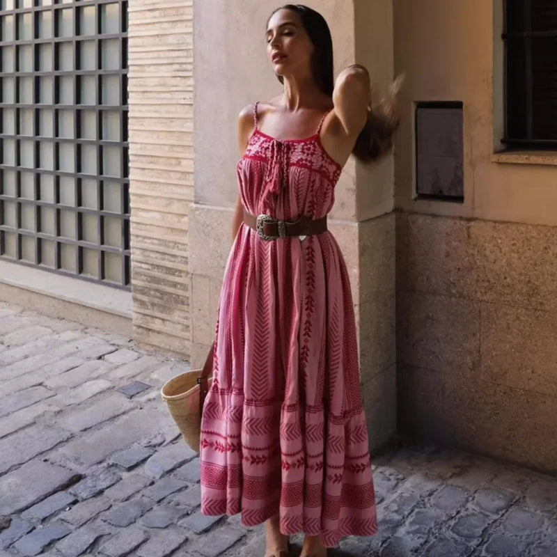 Elegantes Kleid Mit Druck Für Den Sommer
