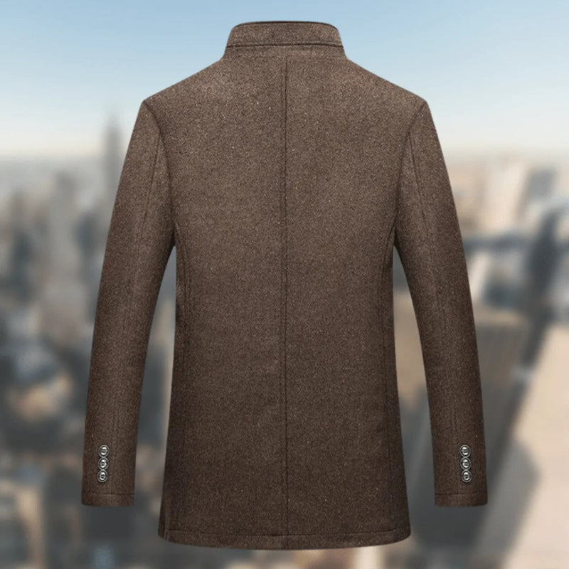Warmer eleganter Pullover für kalte Tage