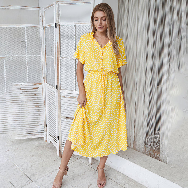 Elegante V-Hals Kleid mit stilvollem Druck