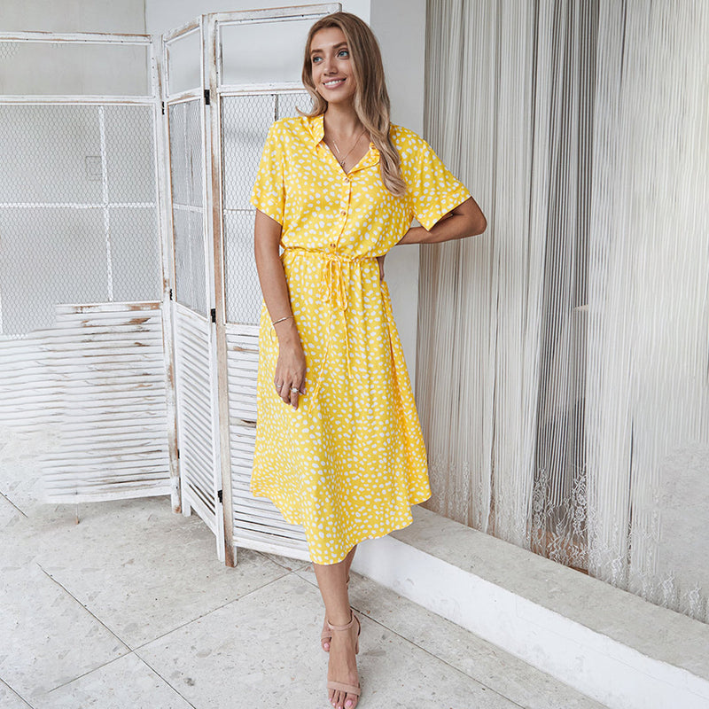 Elegante V-Hals Kleid mit stilvollem Druck