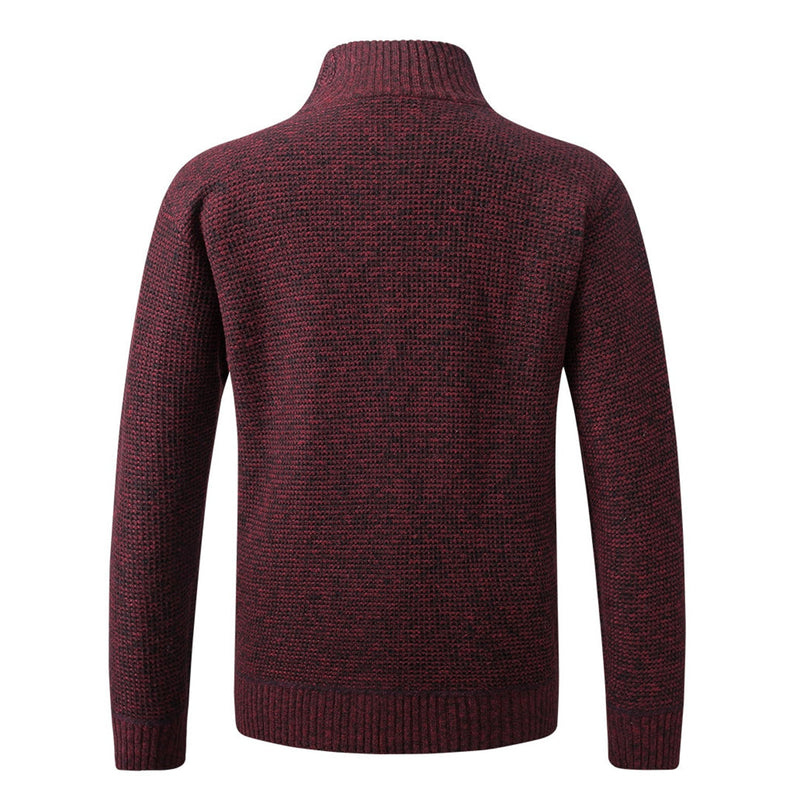 Warmer und stilvoller Pullover