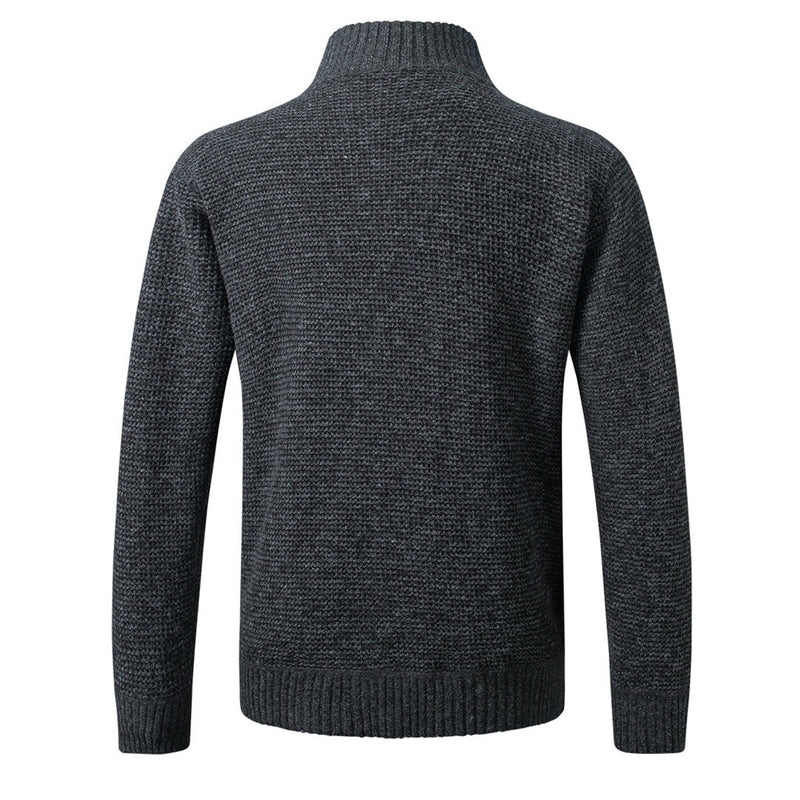 Warmer und stilvoller Pullover