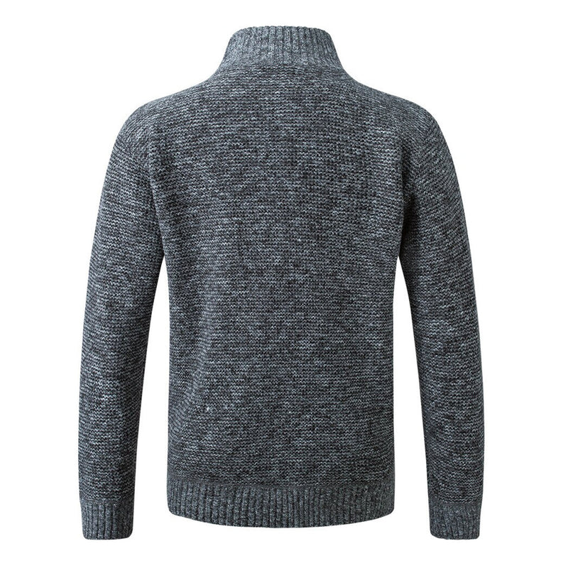 Warmer und stilvoller Pullover