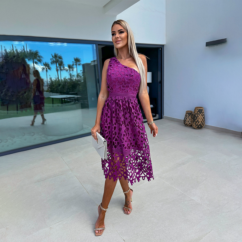 Elegantes und bequemes Midi-Kleid für besondere Anlässe