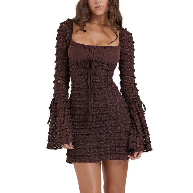 Elegantes Heidi -Mehrlagiges Spitzen-Minikleid