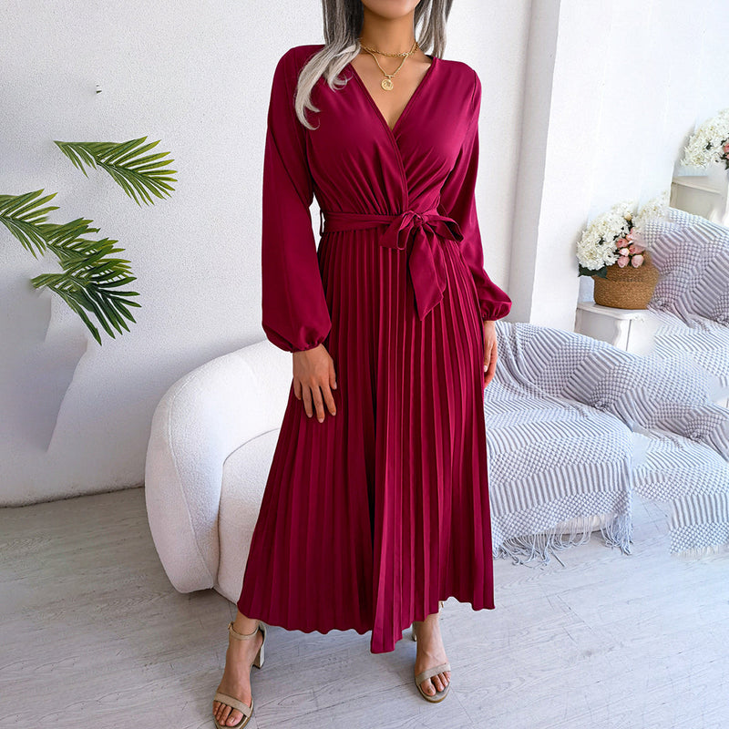 Bequeme und elegante Faltenkleid für jeden Anlass