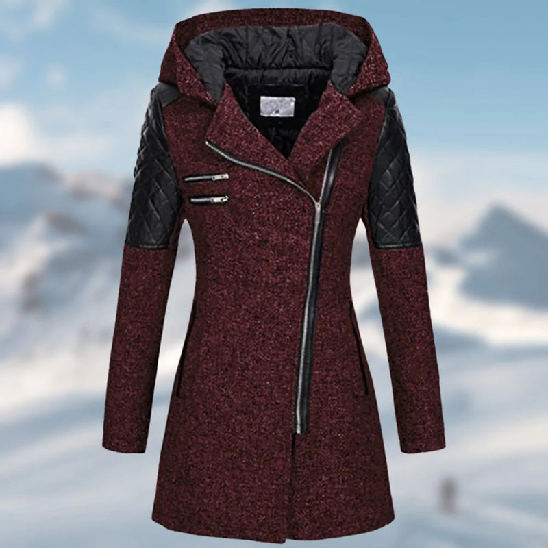 Warmer, eleganter Wintermantel mit Kapuze