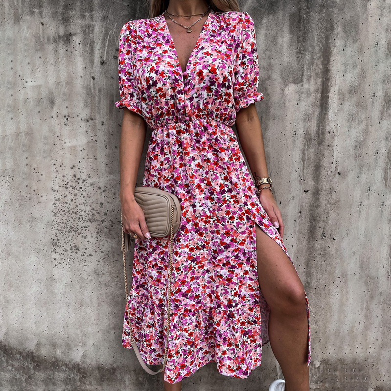 Bequeme und elegante Sommerkleid mit Split