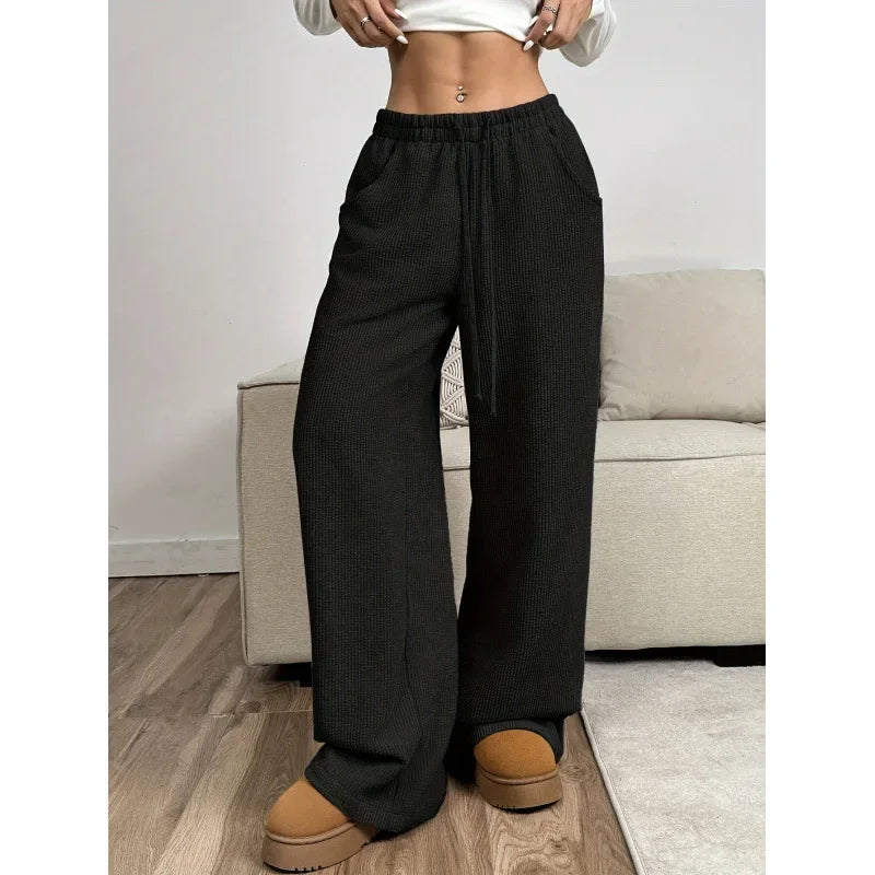 Trendige, hoch taillierte Damen-Cordhose mit entspannter Passform
