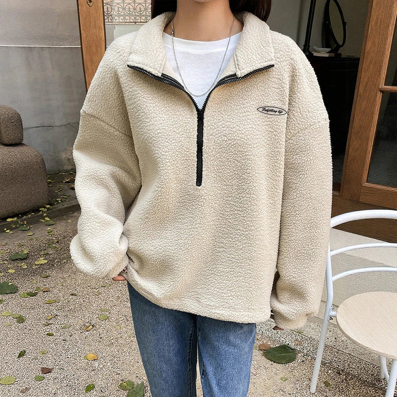 Kuscheliges Sweatshirt mit Halbreißverschluss und Hoodie