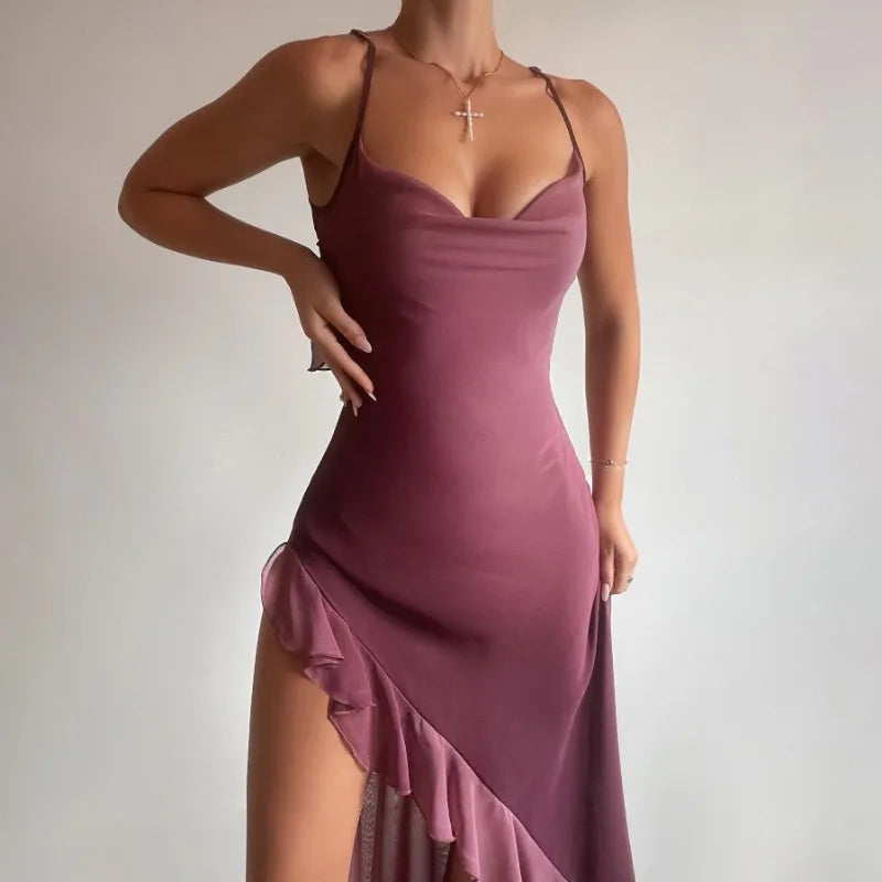 Elegantes Rüschen-Maxikleid mit Seitenschlitz
