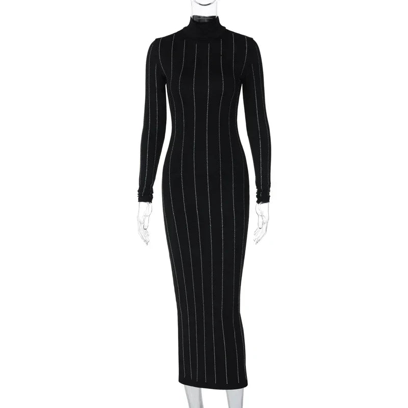 Geripptes Rollkragen-Midikleid