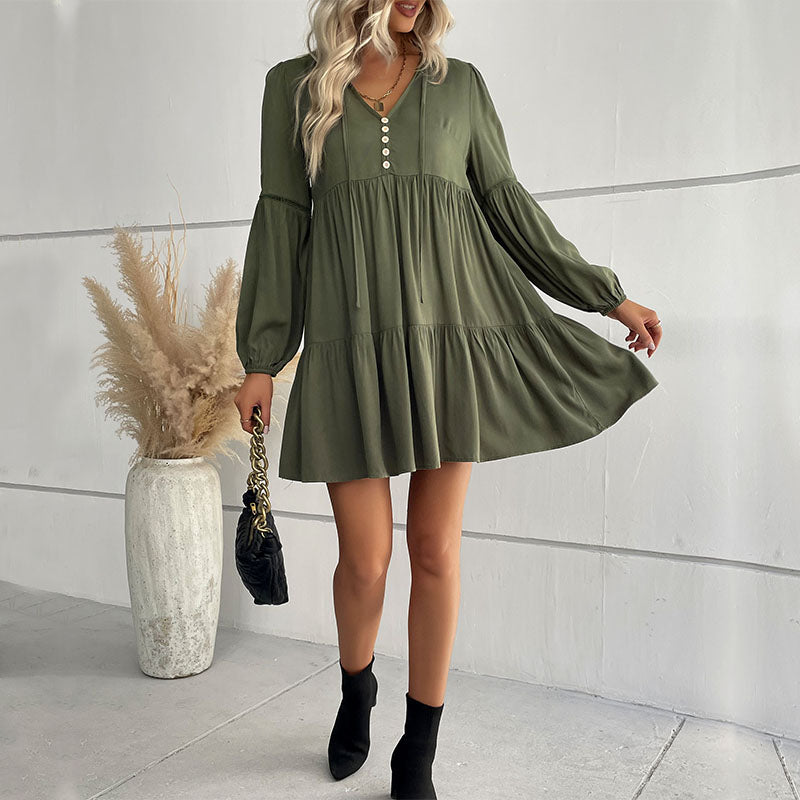 Bequemes - Kleid mit ausgestelltem Schnitt und Rüschen für dich