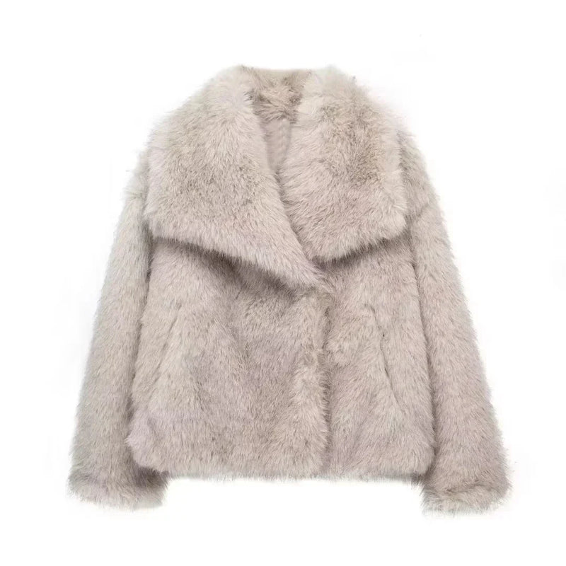 Eleganter und warmer Mantel für besondere Anlässe