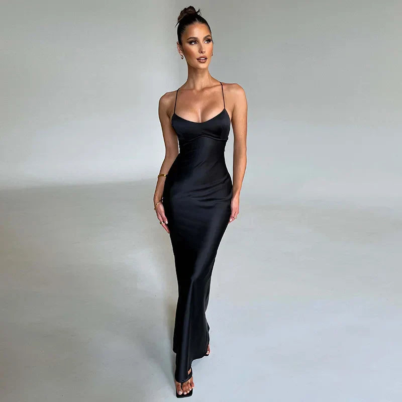 Elegantes Maxikleid mit Seitenschlitz für besondere Anlässe