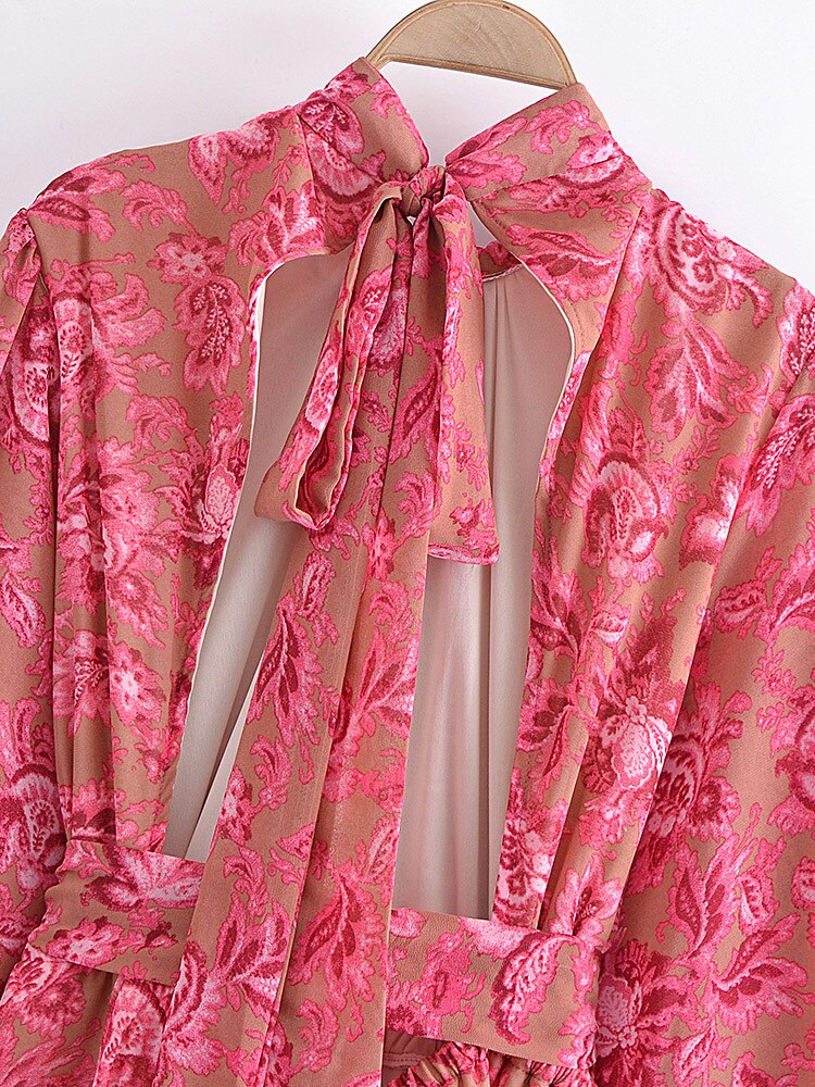 Kuscheliges - Kleid im Kimonostil mit Blumenmuster | Kleid mit hohem Ausschnitt im BohÃ¨me-Look für Damen für dich