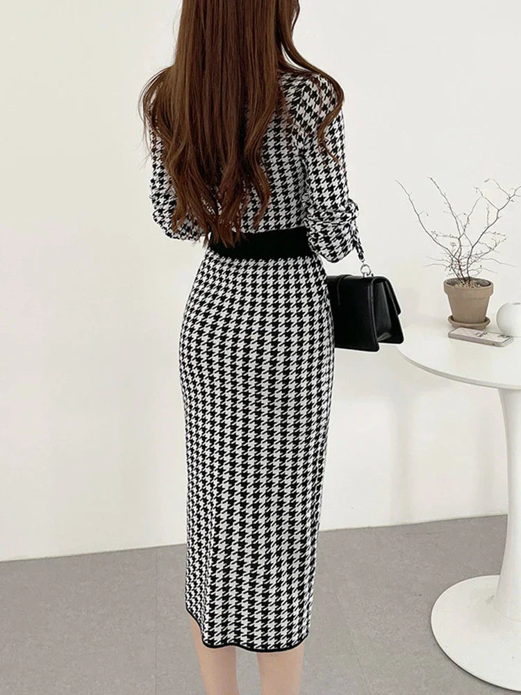 Elegante Midi-Kleid mit Pied-de-Poule-Druck