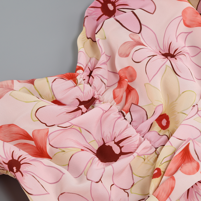 Kuscheliges mit Blumenmuster, langen Ärmeln und herzförmigem Ausschnitt für dich