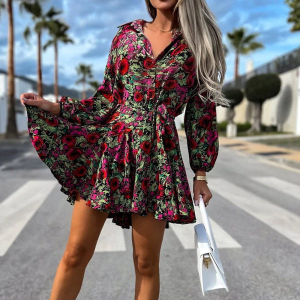 Bequemes - Flare-Kleid mit Blumenmuster für dich