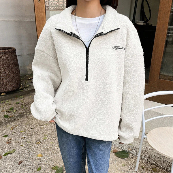 Kuscheliges Sweatshirt mit Halbreißverschluss und Hoodie