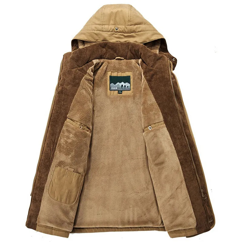 Gemütliche und stylische Winterjacke mit Kapuze