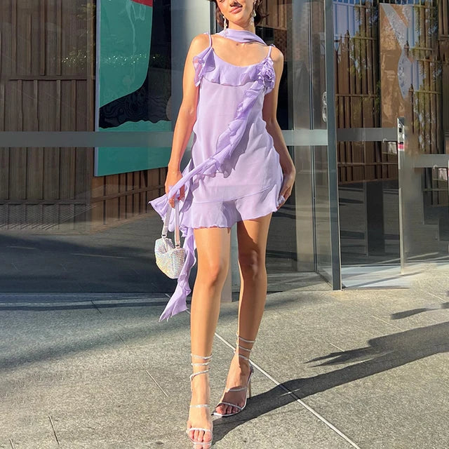 Luftiges, Elegantes Minzkleid mit Rüschenschichten