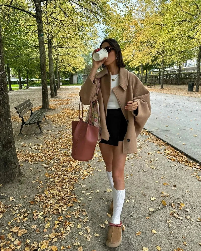 Jessy - Eleganter und vielseitiger Mantel für jeden Anlass