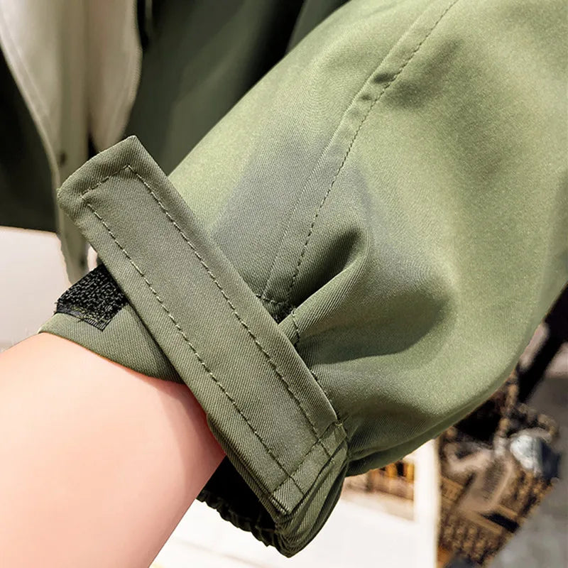 Stylischer, wasserdichter Trenchcoat für Regen