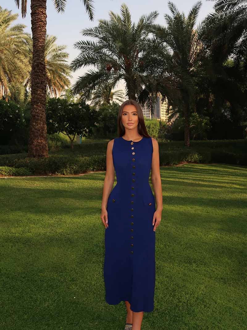 Elegantes Maxikleid In Fließendem Stoff