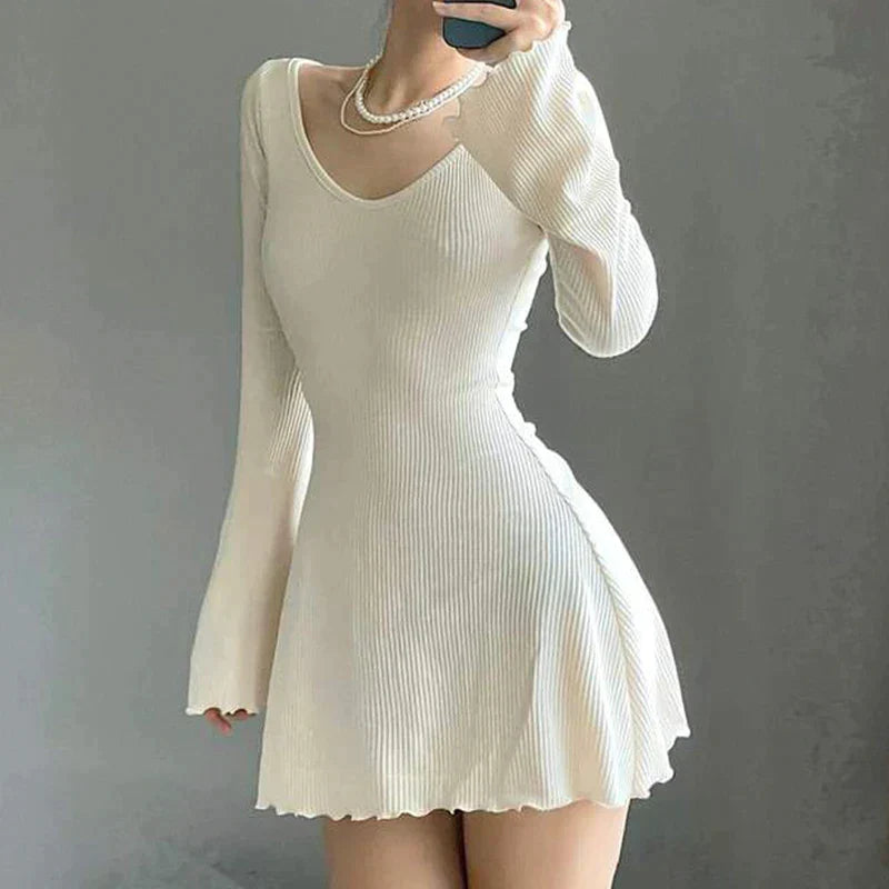 Warmes gestrickte Sommerkleid für dich