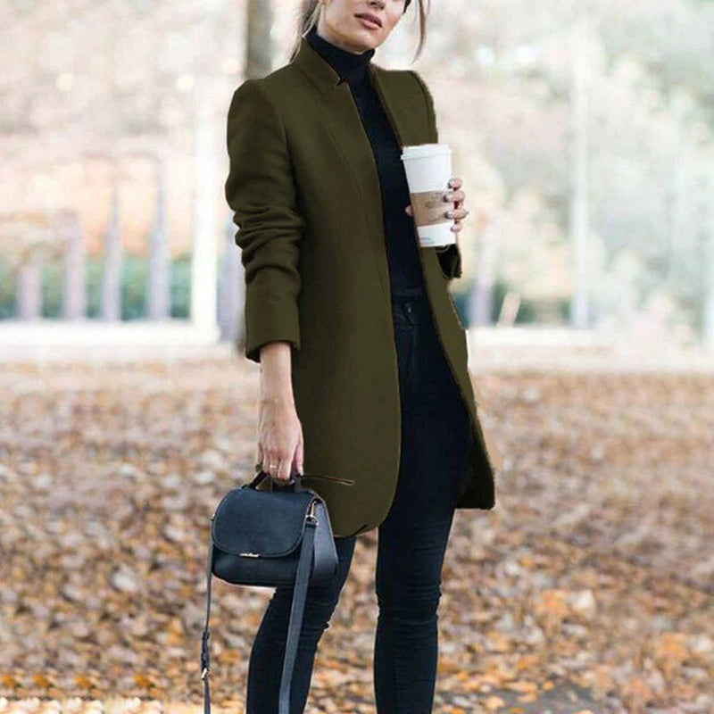 Irina – Eleganter Mantel-Look