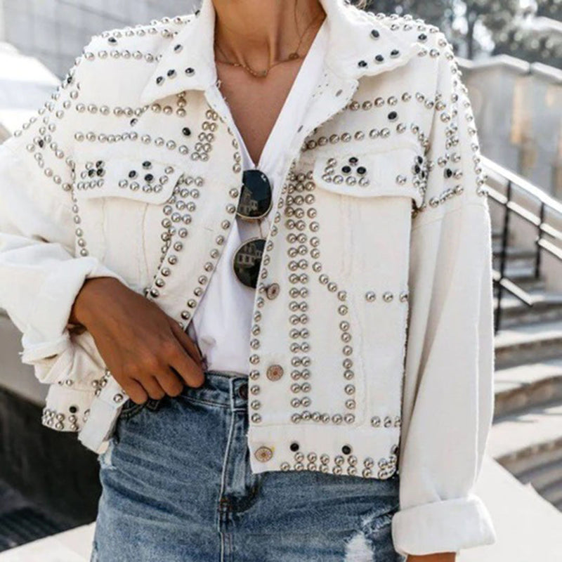 Stylische und bequeme Nieten-Jacke