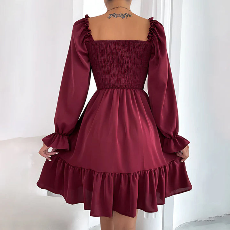 Elegantes Mini-Kleid mit Verspielten Rüschen für Jeden Anlass