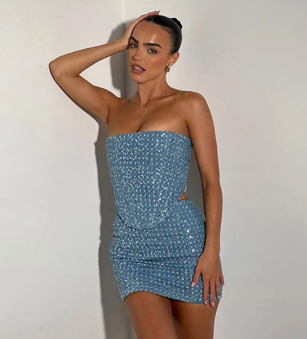 Elegant Heidi - Trägerlos Mini Set aus Rock und Top