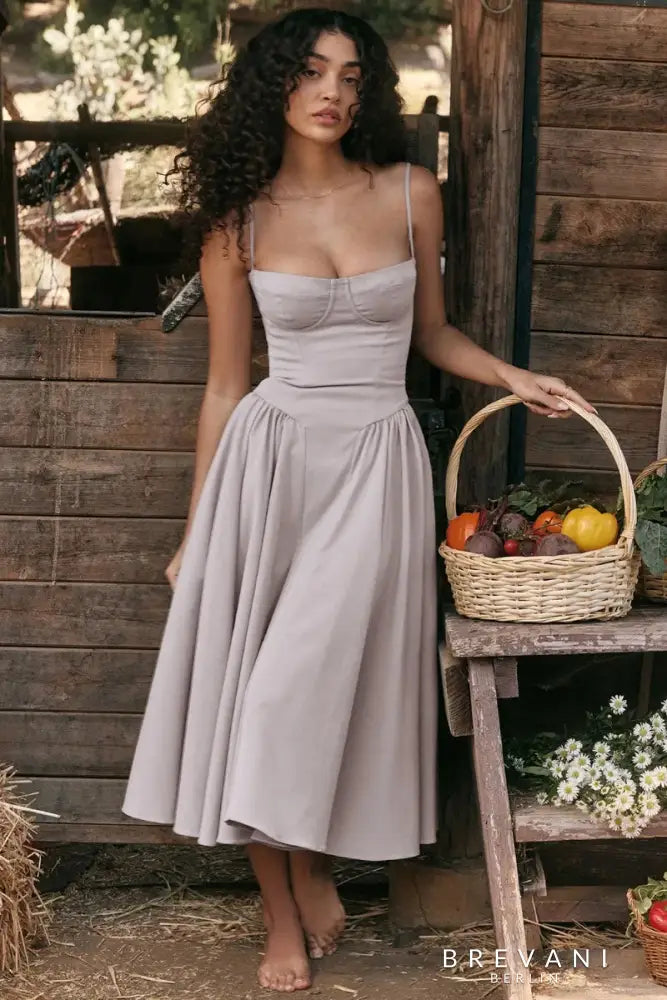 Midikleid in Korsettform