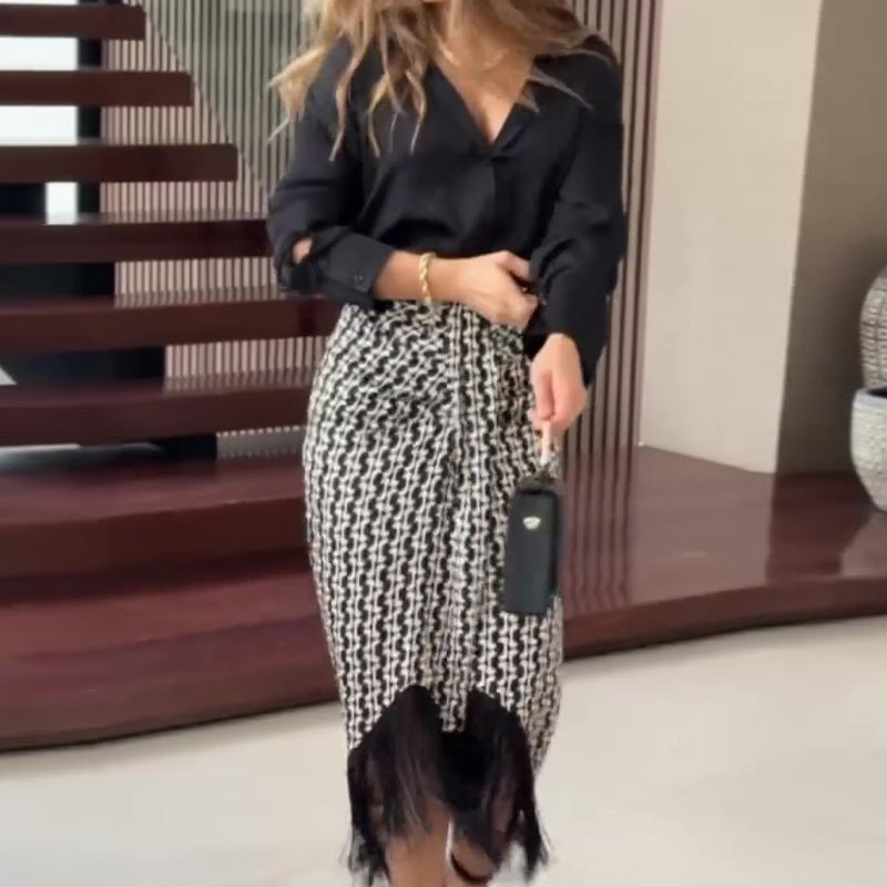 Elegantes Hemdtop und Hoher Rock mit Taille
